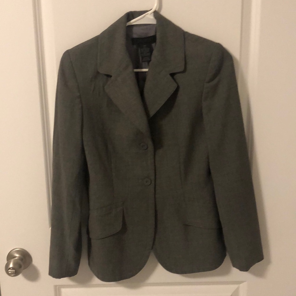 Grey blazer